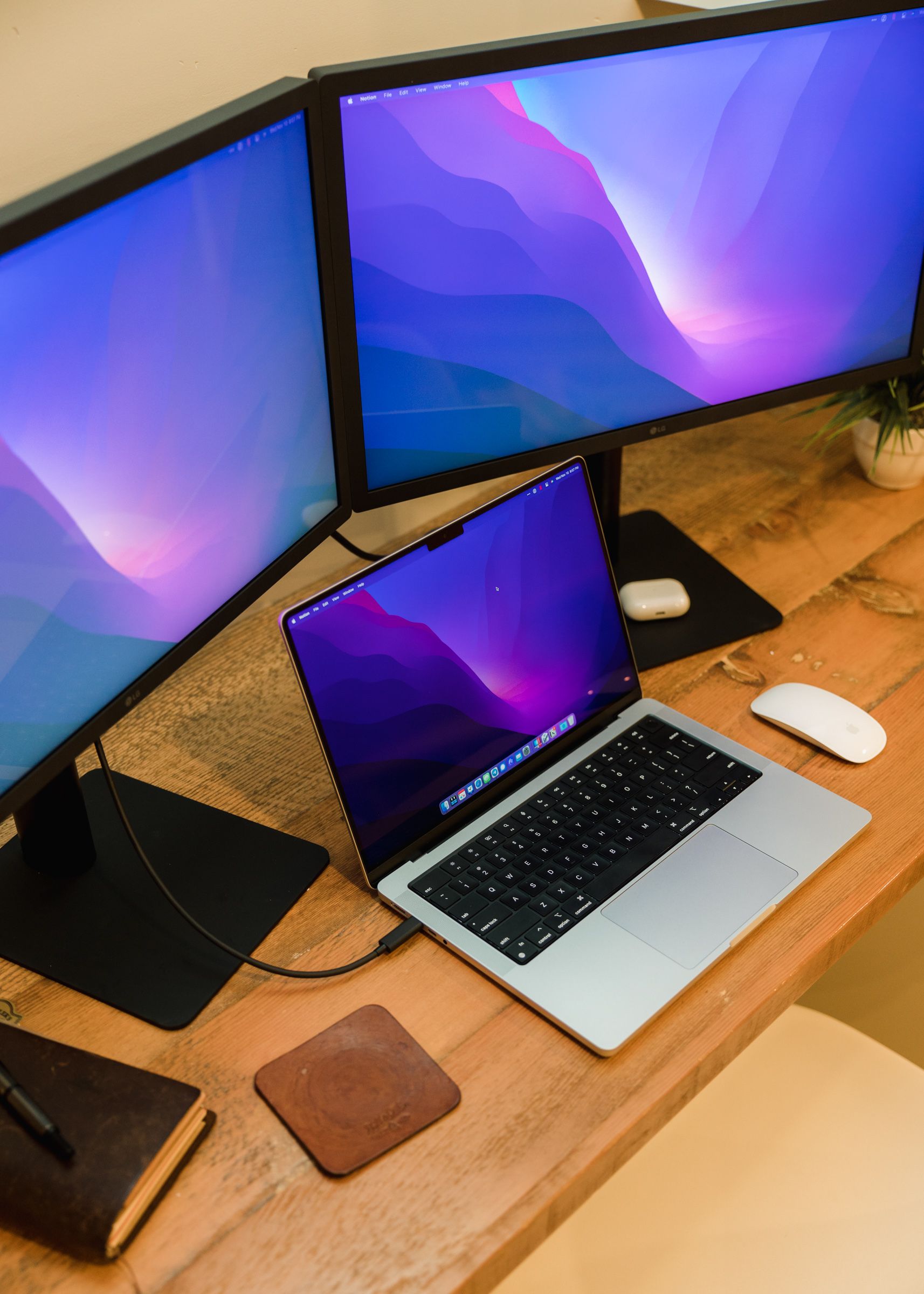 Can The M1 Pro MacBook Pro Support 2 Monitors? 