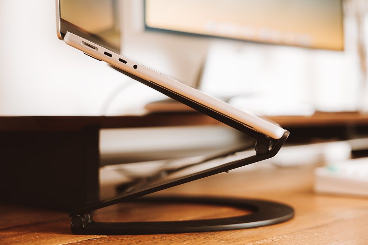 Twelve South Curve Flex MacBook stand review: Elegant desk ergonomics
