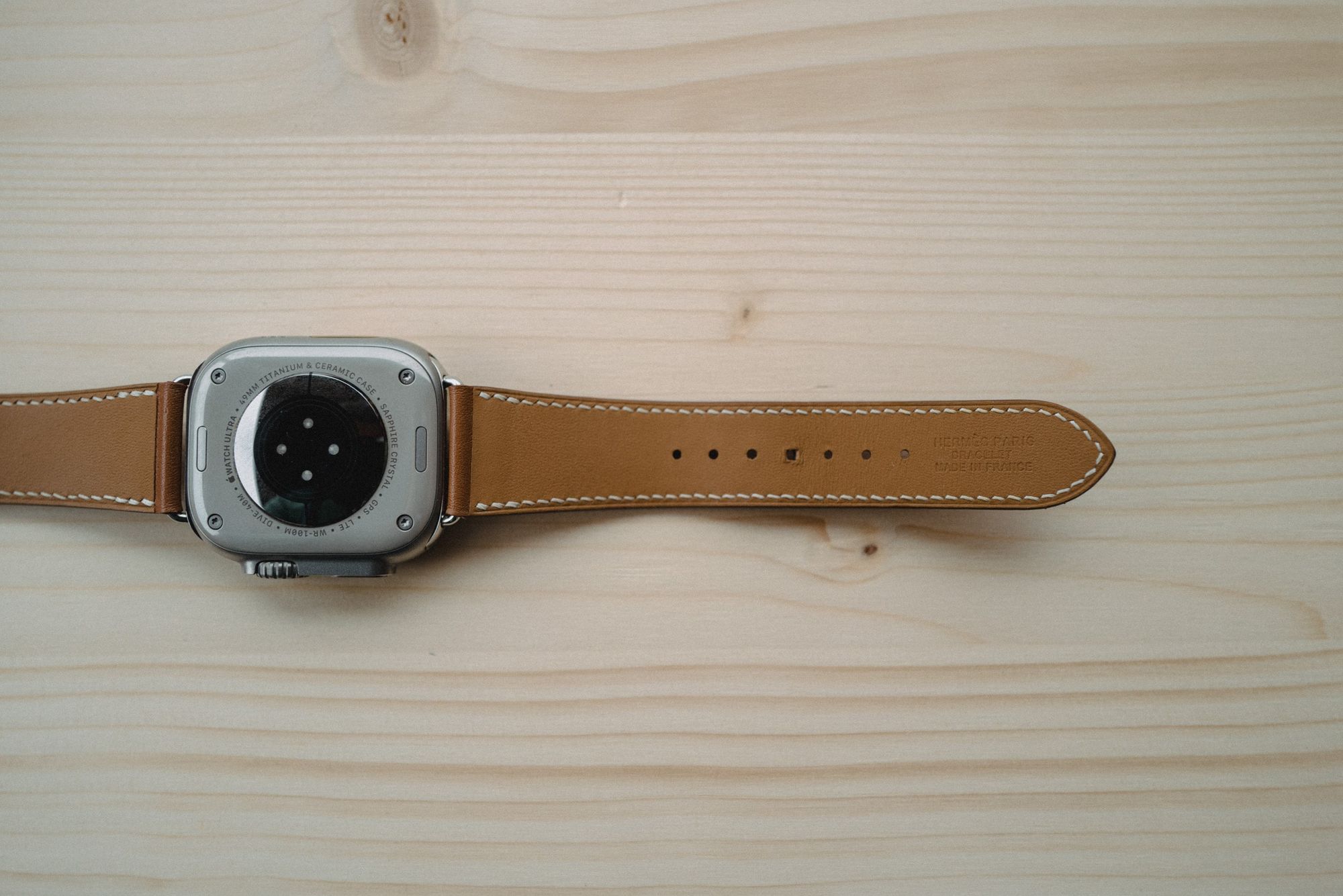 The Infinity Loop Honeymoon Suite Apple Watch Leather Band